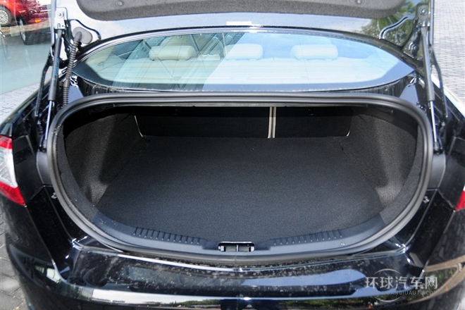 2013款 2.3L 時(shí)尚型