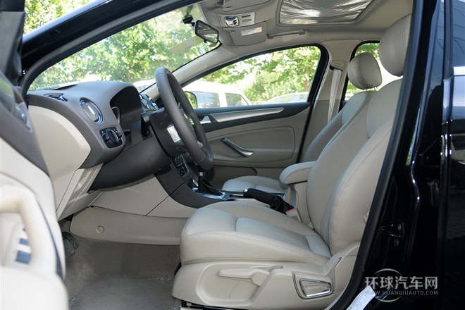 2013款 2.3L 時尚型