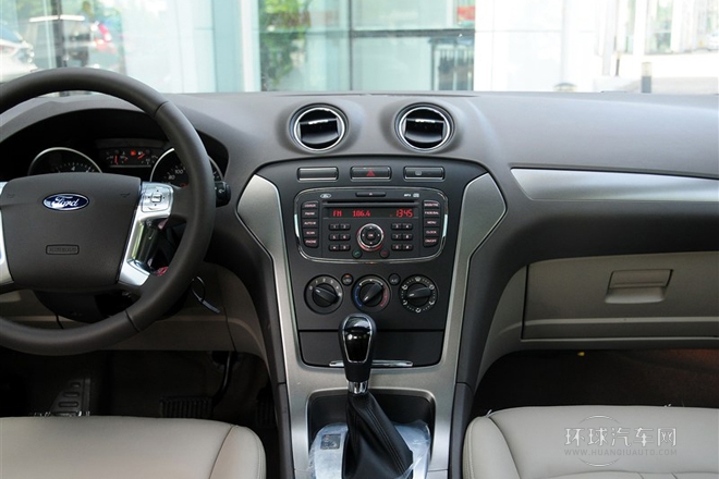 2013款 2.3L 時尚型