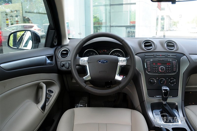 2013款 2.3L 時尚型