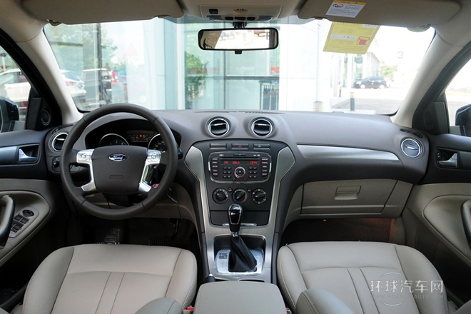 2013款 2.3L 時尚型