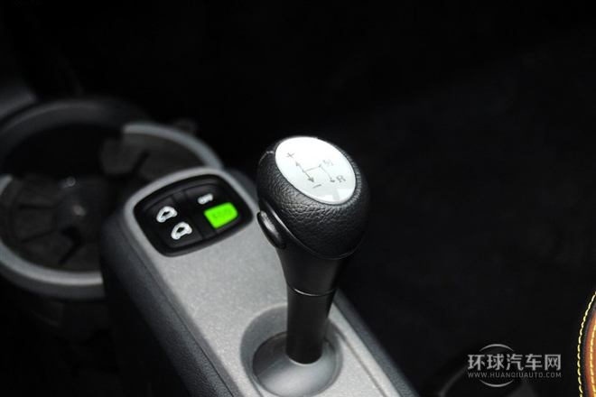 2014款 1.0 MHD 敞篷BoConcept特別版