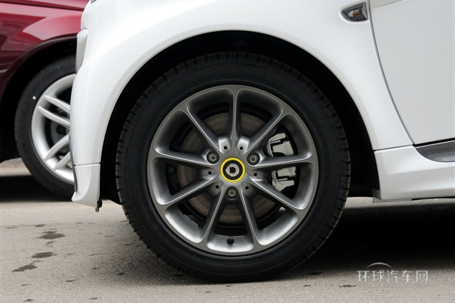 2014款 1.0T 硬頂BoConcept特別版