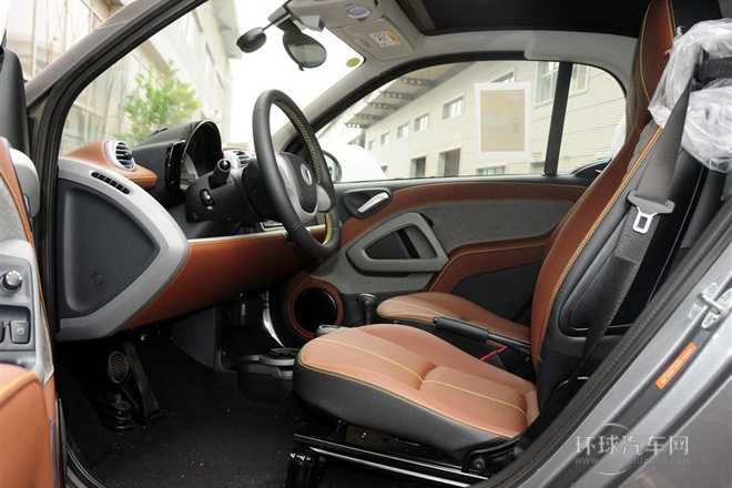 2014款 1.0T 硬頂BoConcept特別版