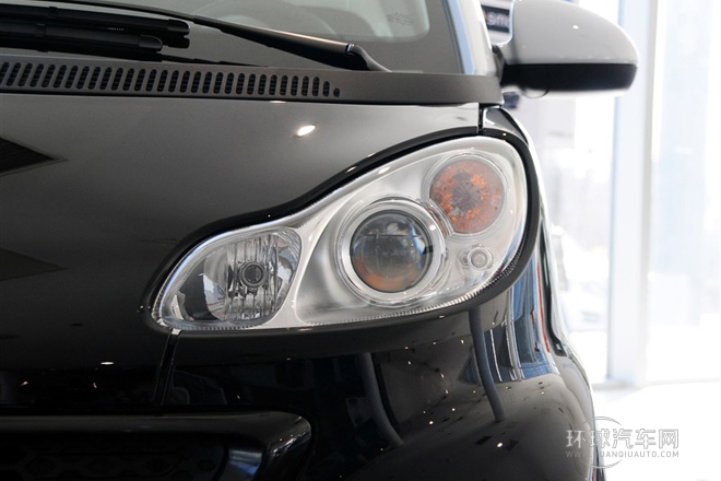 2014款 1.0 MHD 硬頂新年特別版