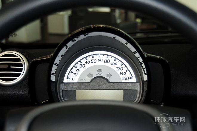 2013款 1.0 MHD 硬頂巧克力特別版