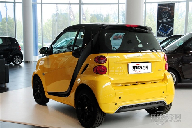 2013款 1.0 MHD 硬頂城市游俠特別版