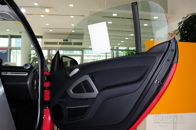 2013款 1.0T 硬頂激情版