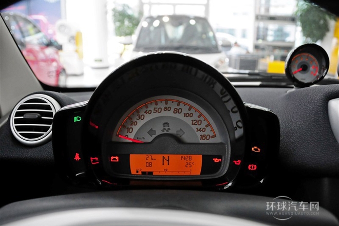 2013款 1.0T 硬頂激情版