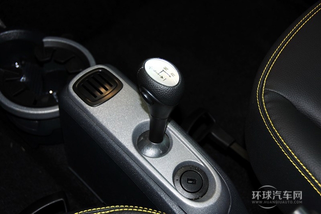 2013款 1.0T 硬頂城市游俠特別版