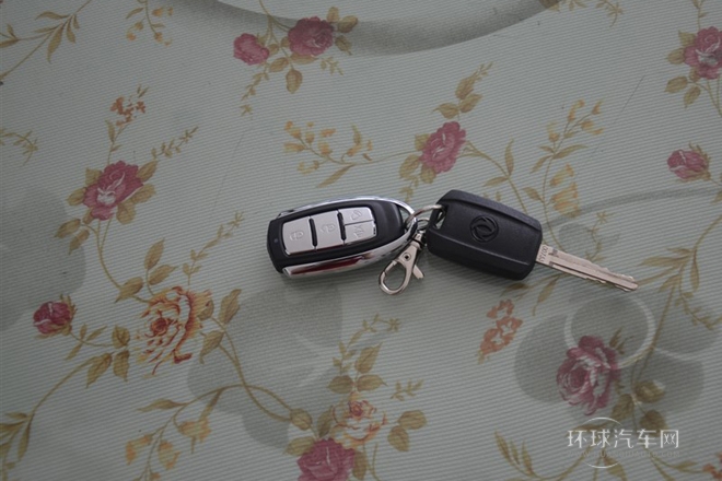 2014款 3.0T領運版短軸中頂ZD30