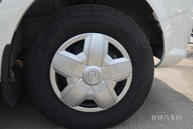 2014款 3.0T領(lǐng)運(yùn)版短軸中頂ZD30