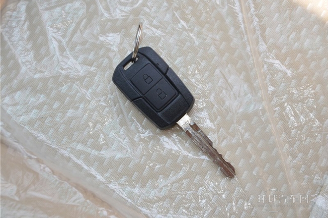 2014款 3.0T領尊版中軸高頂ZD30