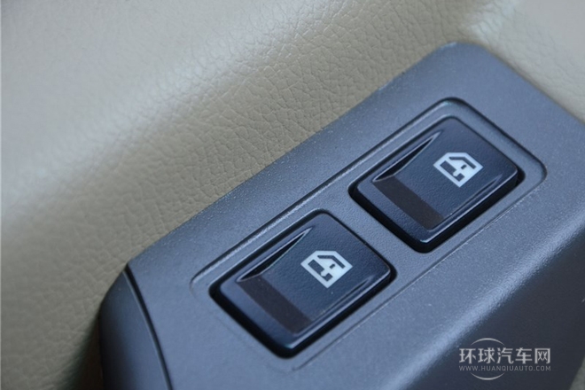 2014款 3.0T領尊版中軸高頂ZD30