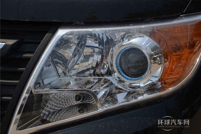 2014款 3.0T領尊版中軸高頂ZD30