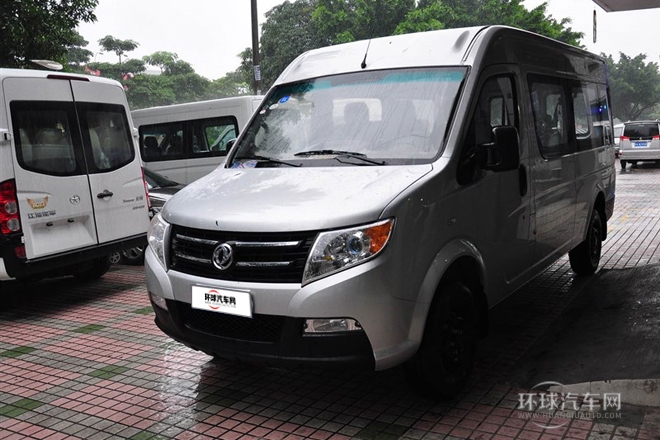 2014款 2.5T御利寶物流車中軸中頂ZD25