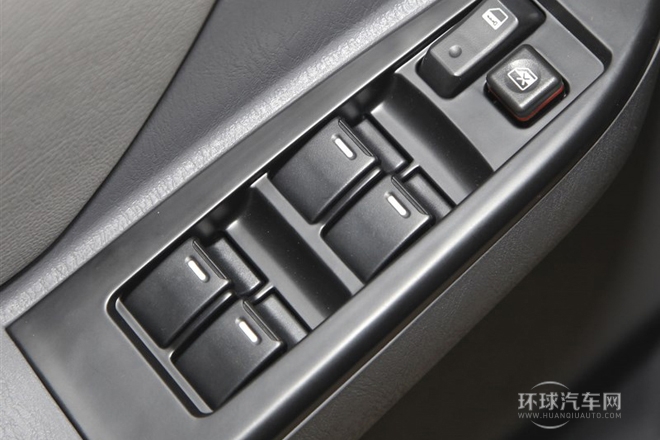 2013款 1.5L 手動精英型