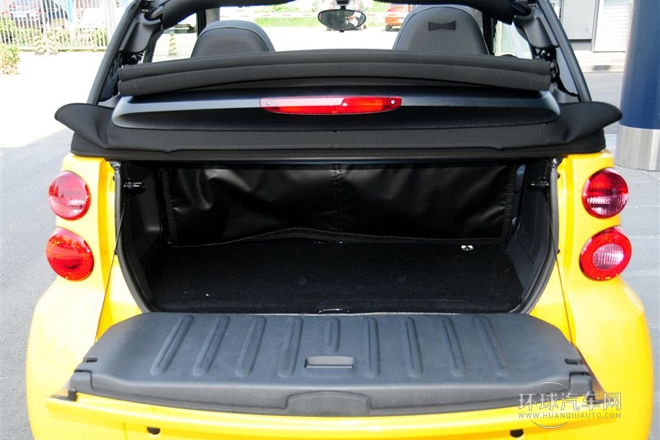 2013款 1.0 MHD 敞篷城市游俠特別版