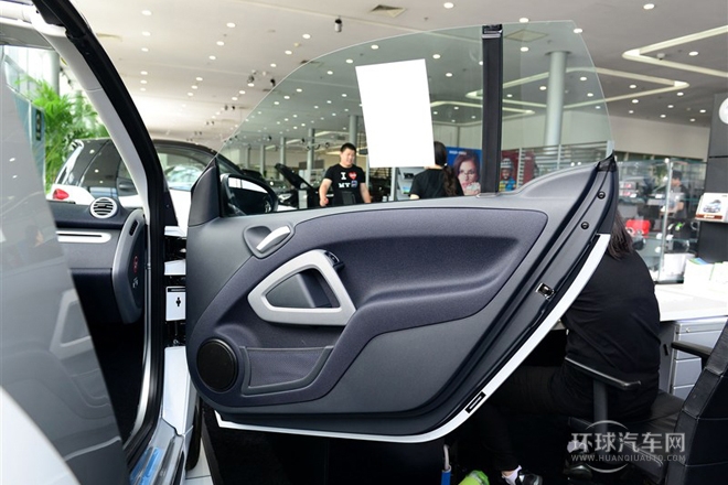 2013款 1.0T 敞篷激情版