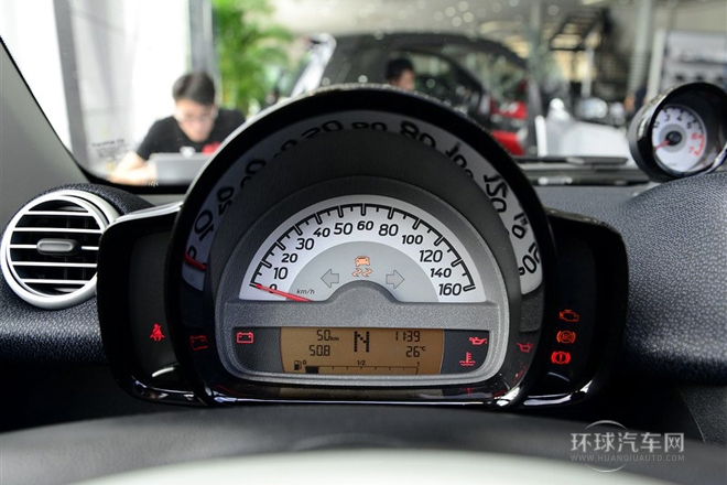 2013款 1.0T 敞篷激情版