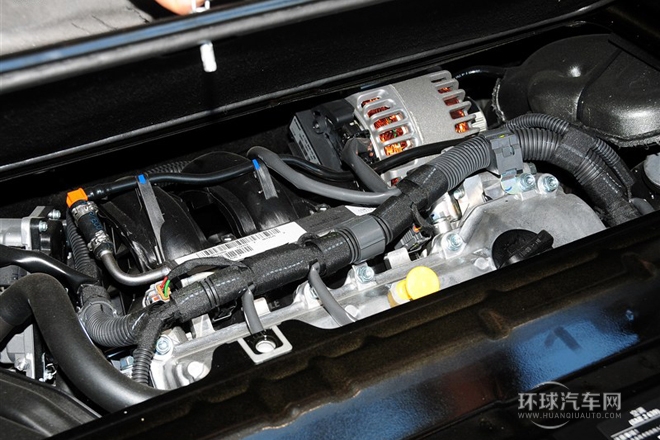 2012款 1.0 MHD 硬頂標(biāo)準(zhǔn)版