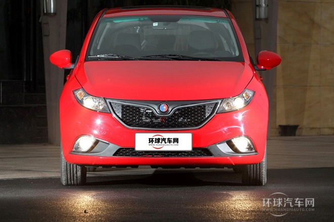 2014款 兩廂 1.5L 手動(dòng)尊貴型