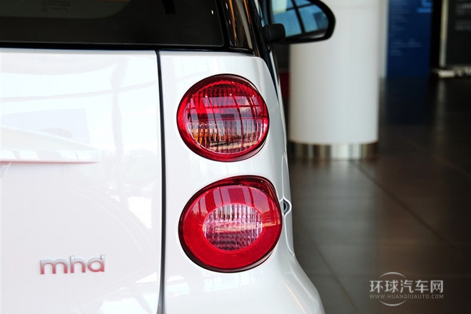 2012款 1.0 MHD 硬頂標準版