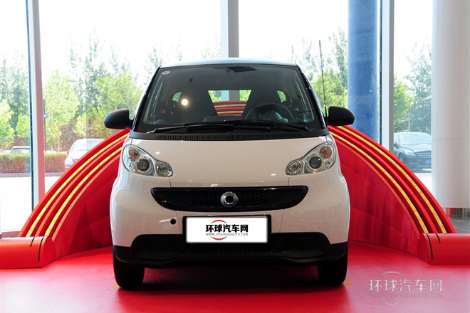 2012款 1.0 MHD 硬頂標(biāo)準(zhǔn)版