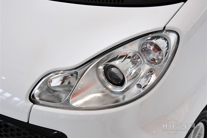 2012款 1.0 MHD 硬頂舒適版