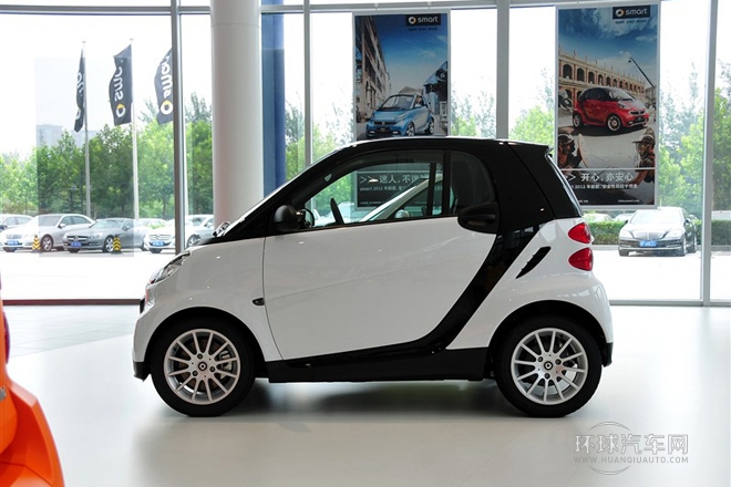 2012款 1.0 MHD 硬頂舒適版