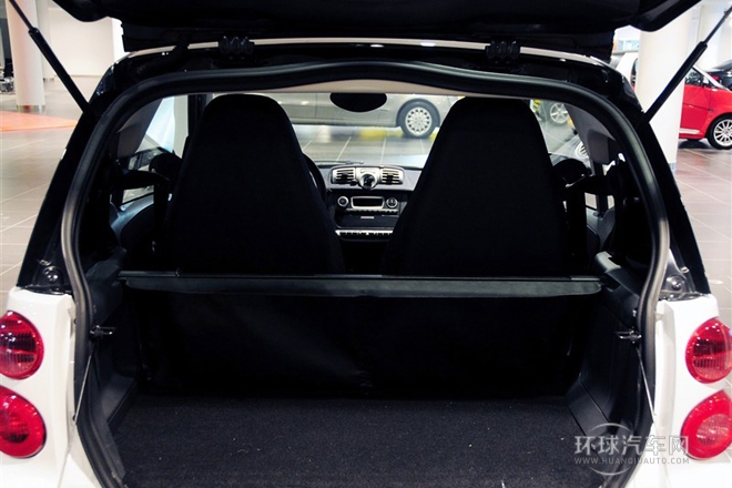 2012款 1.0 MHD 硬頂激情版