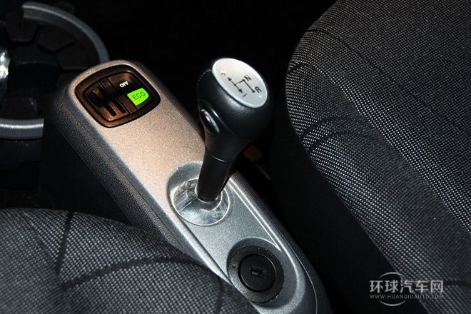 2012款 1.0 MHD 硬頂激情版