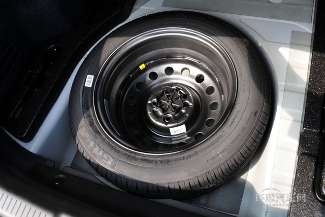 2014款 三廂 1.5L 手動(dòng)尊貴型