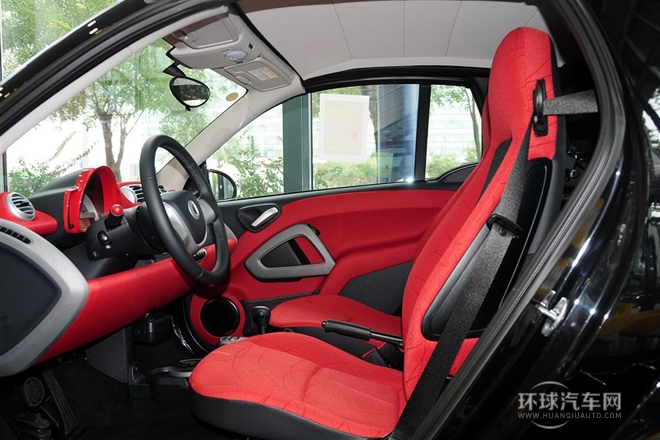 2012款 1.0 MHD 敞篷激情版