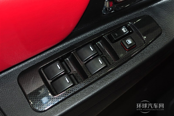 2010款 Cross 1.5L 手動豪華型