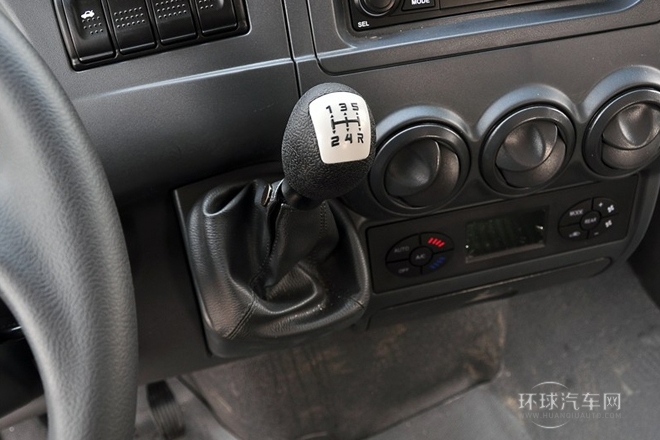 2012款 2.5T-A32基本型