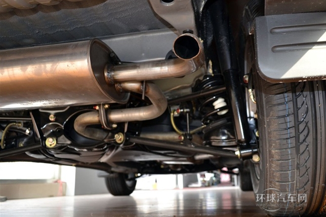 2012款 1.6L 手動5門豪華型