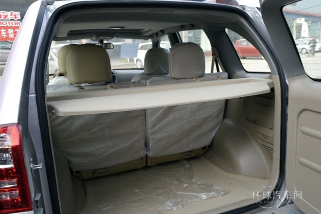 2012款 1.6L 手動5門豪華型