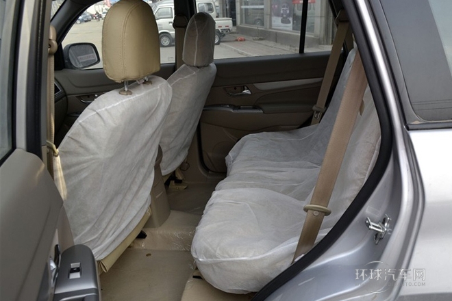 2012款 1.6L 手動5門豪華型