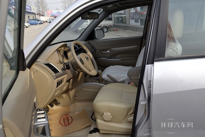 2012款 1.6L 手動5門豪華型