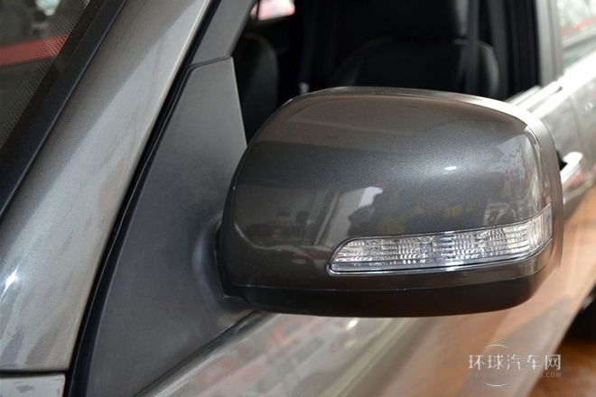 2012款 1.6L 手動5門豪華型