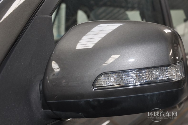 2013款 1.8L 自動5門舒適型