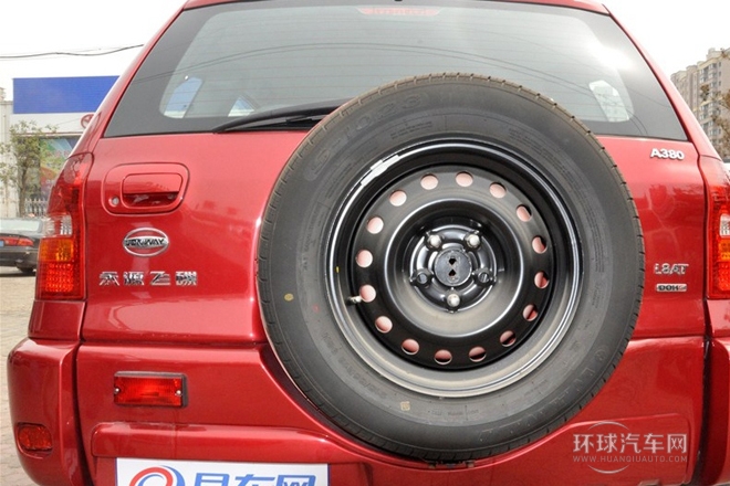 2013款 1.8L 自動5門標準型