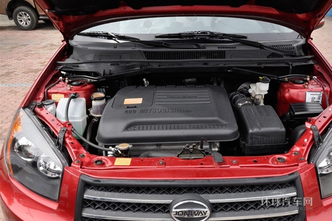 2013款 1.8L 自動(dòng)5門標(biāo)準(zhǔn)型