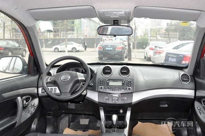 2013款 1.8L 自動(dòng)5門(mén)標(biāo)準(zhǔn)型