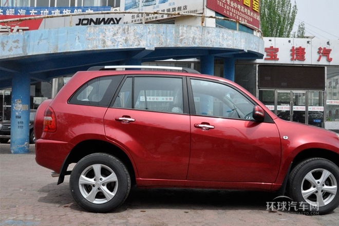 2013款 1.8L 自動5門標準型