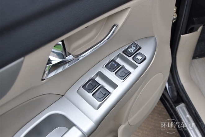 2013款 1.6L 手動(dòng)5門(mén)舒適型