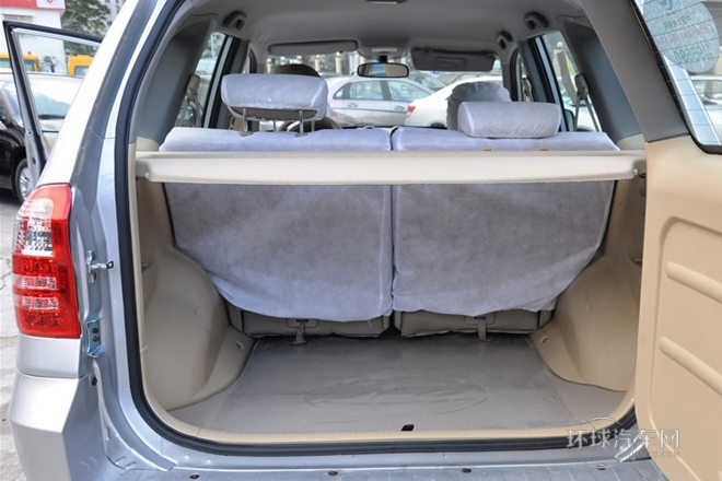 2013款 1.6L 手動5門標準型