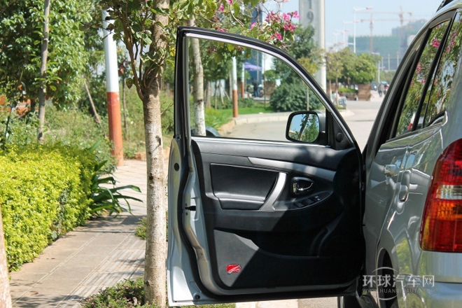 2012款 改款 1.6L 手動(dòng)標(biāo)準(zhǔn)型