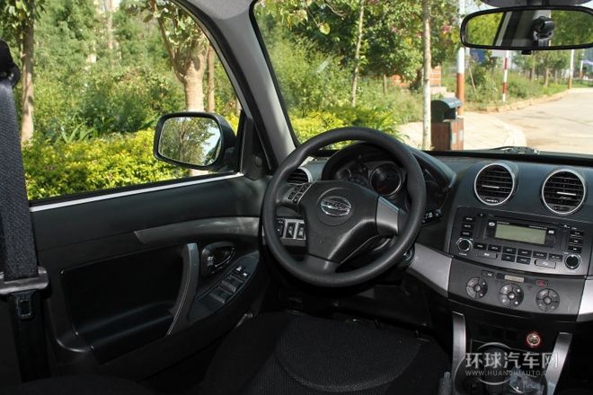 2012款 改款 1.6L 手動標準型